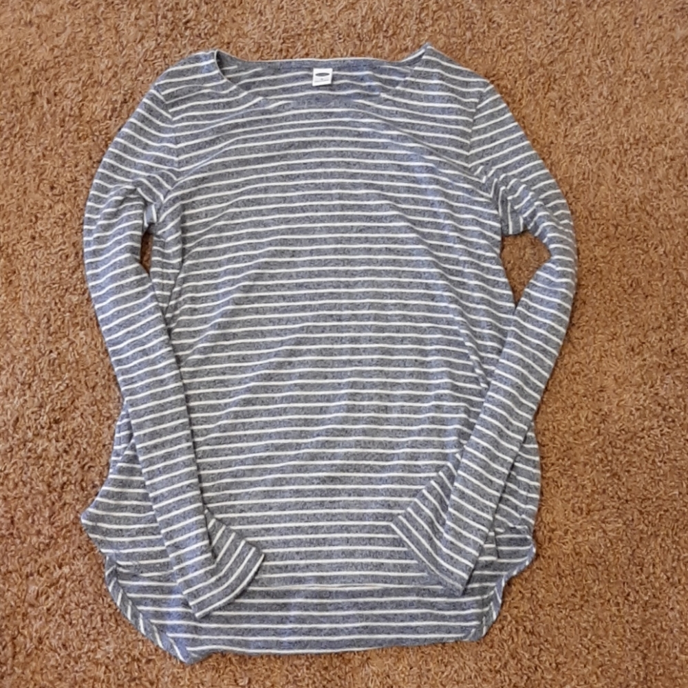 Old navy women's lightweight sweater